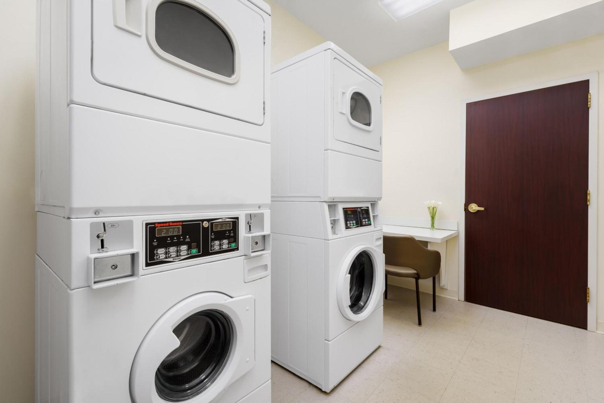 Springhill Suites Manchester-Boston Regional Airport Extérieur photo